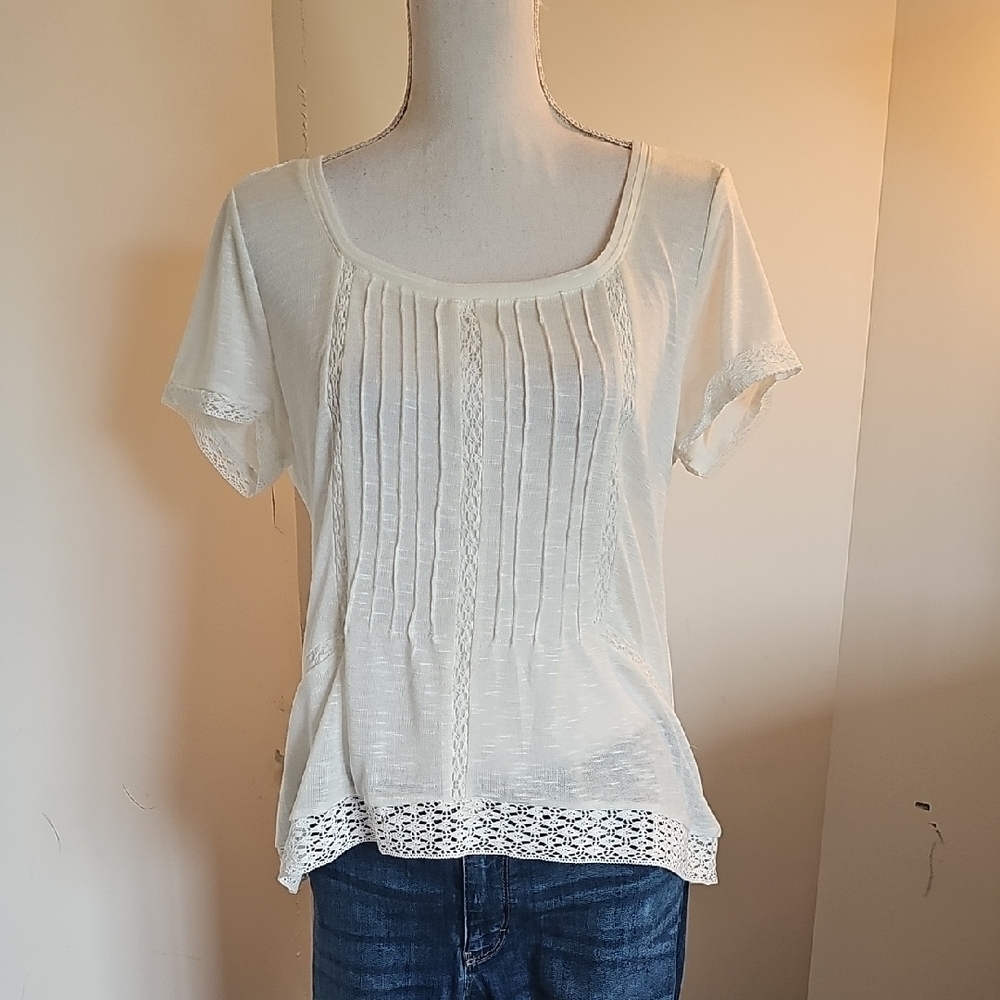 White House Black Market Cream Lace Trim Blouse